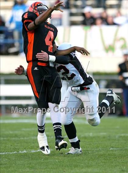 Thumbnail 3 in Calhoun City vs. Lumberton (MHSAA Class 2A Final) photogallery.