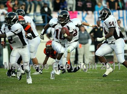 Thumbnail 1 in Calhoun City vs. Lumberton (MHSAA Class 2A Final) photogallery.