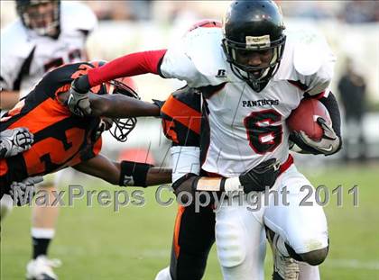 Thumbnail 3 in Calhoun City vs. Lumberton (MHSAA Class 2A Final) photogallery.