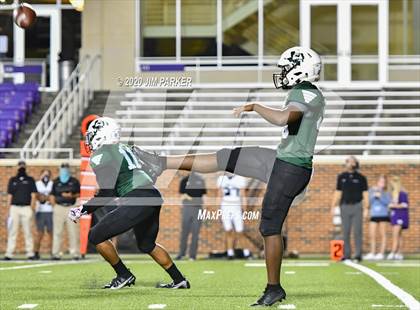 Thumbnail 3 in Vandegrift @ Ellison photogallery.