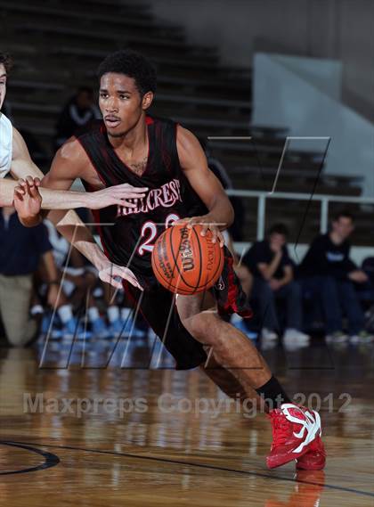 Thumbnail 3 in Kingwood vs. Hillcrest (McDonald's Texas Invitational) photogallery.