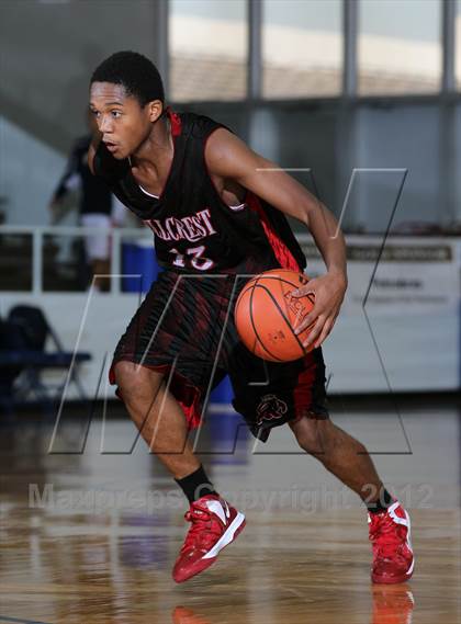 Thumbnail 3 in Kingwood vs. Hillcrest (McDonald's Texas Invitational) photogallery.
