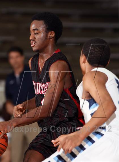 Thumbnail 1 in Kingwood vs. Hillcrest (McDonald's Texas Invitational) photogallery.