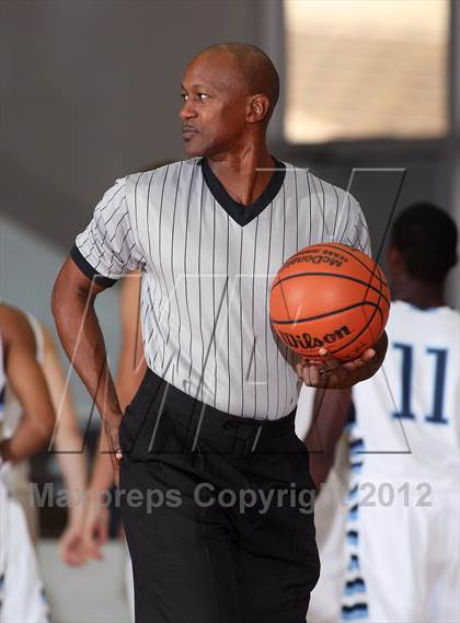 Thumbnail 2 in Kingwood vs. Hillcrest (McDonald's Texas Invitational) photogallery.