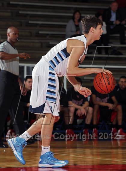 Thumbnail 1 in Kingwood vs. Hillcrest (McDonald's Texas Invitational) photogallery.