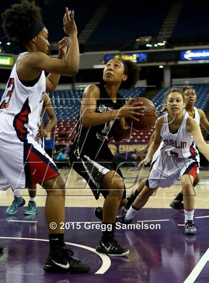 Thumbnail 2 in Dublin vs. Archbishop Mitty (CIF NorCal Regional D2 Final) photogallery.