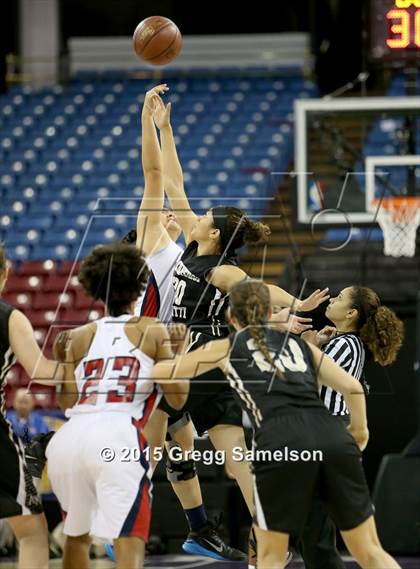 Thumbnail 2 in Dublin vs. Archbishop Mitty (CIF NorCal Regional D2 Final) photogallery.