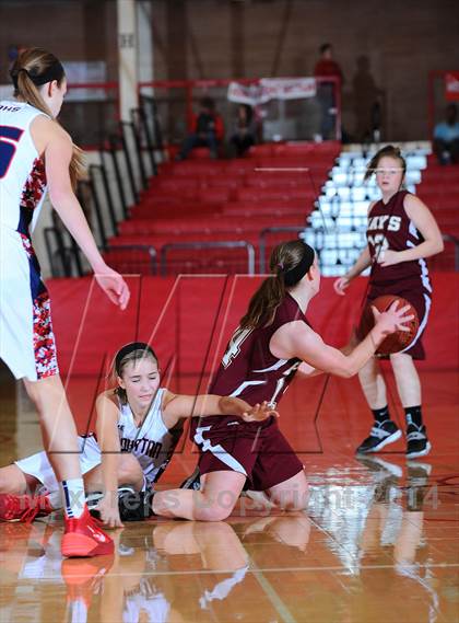 Thumbnail 3 in Hays vs. Manhattan (Mid America Classic) photogallery.