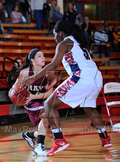 Thumbnail 3 in Hays vs. Manhattan (Mid America Classic) photogallery.