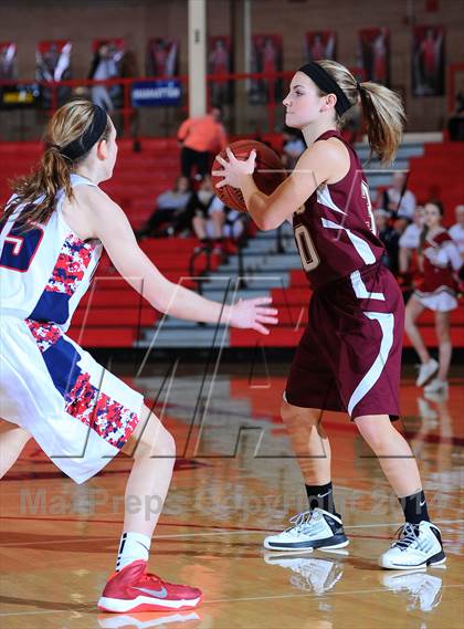 Thumbnail 3 in Hays vs. Manhattan (Mid America Classic) photogallery.