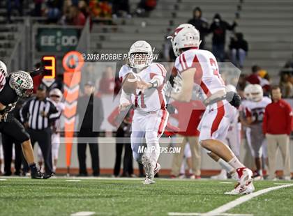Thumbnail 1 in Malakoff vs. Pottsboro (UIL 3A Division 1 Region II Bi-District) photogallery.