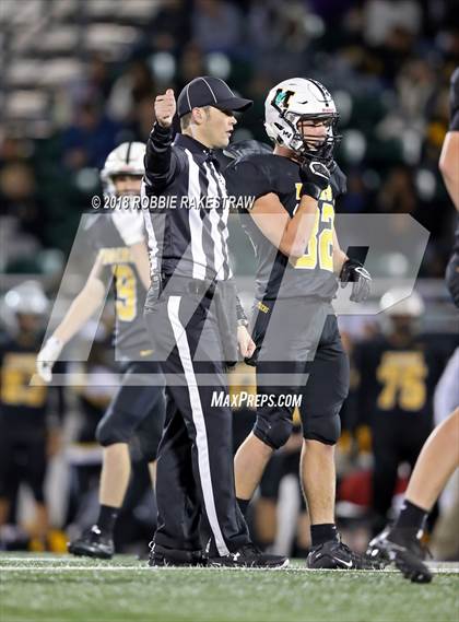 Thumbnail 1 in Malakoff vs. Pottsboro (UIL 3A Division 1 Region II Bi-District) photogallery.