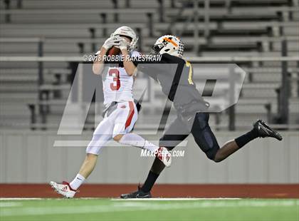 Thumbnail 3 in Malakoff vs. Pottsboro (UIL 3A Division 1 Region II Bi-District) photogallery.