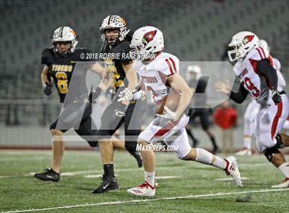 Thumbnail 1 in Malakoff vs. Pottsboro (UIL 3A Division 1 Region II Bi-District) photogallery.
