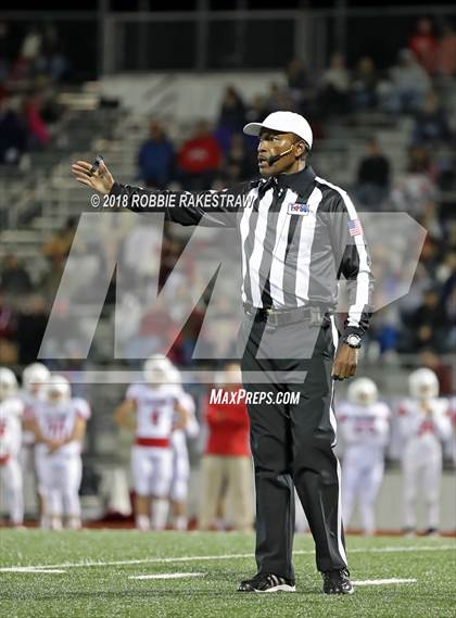 Thumbnail 2 in Malakoff vs. Pottsboro (UIL 3A Division 1 Region II Bi-District) photogallery.