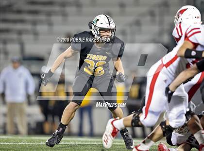 Thumbnail 3 in Malakoff vs. Pottsboro (UIL 3A Division 1 Region II Bi-District) photogallery.