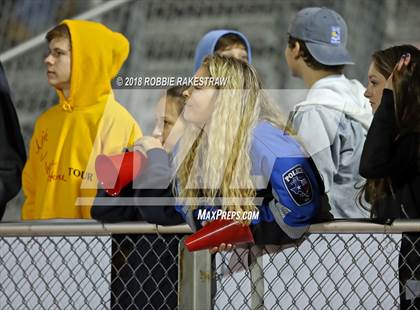 Thumbnail 3 in Malakoff vs. Pottsboro (UIL 3A Division 1 Region II Bi-District) photogallery.