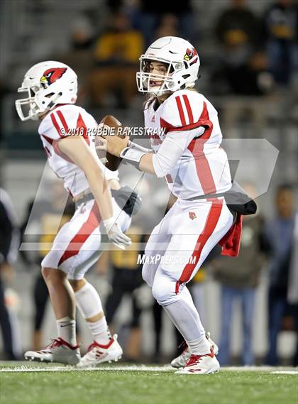 Thumbnail 3 in Malakoff vs. Pottsboro (UIL 3A Division 1 Region II Bi-District) photogallery.