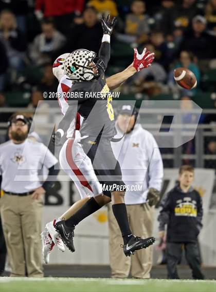 Thumbnail 3 in Malakoff vs. Pottsboro (UIL 3A Division 1 Region II Bi-District) photogallery.