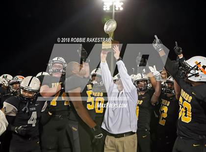 Thumbnail 1 in Malakoff vs. Pottsboro (UIL 3A Division 1 Region II Bi-District) photogallery.