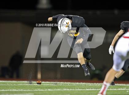Thumbnail 1 in Malakoff vs. Pottsboro (UIL 3A Division 1 Region II Bi-District) photogallery.