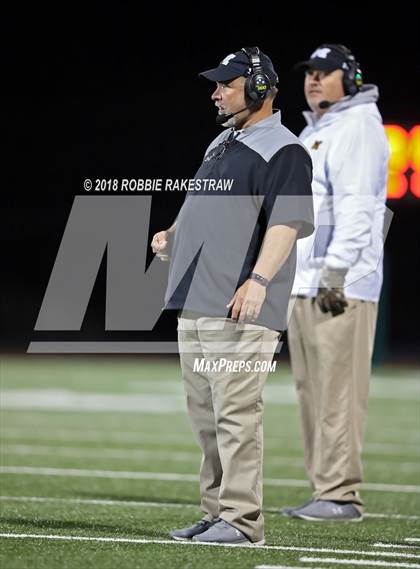 Thumbnail 1 in Malakoff vs. Pottsboro (UIL 3A Division 1 Region II Bi-District) photogallery.