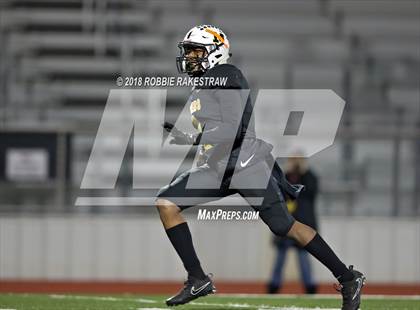 Thumbnail 3 in Malakoff vs. Pottsboro (UIL 3A Division 1 Region II Bi-District) photogallery.