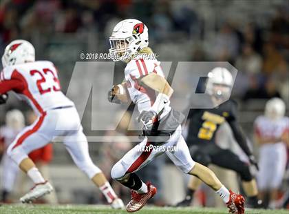 Thumbnail 3 in Malakoff vs. Pottsboro (UIL 3A Division 1 Region II Bi-District) photogallery.