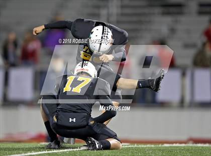 Thumbnail 1 in Malakoff vs. Pottsboro (UIL 3A Division 1 Region II Bi-District) photogallery.