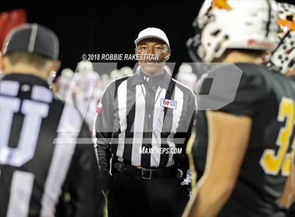 Thumbnail 1 in Malakoff vs. Pottsboro (UIL 3A Division 1 Region II Bi-District) photogallery.