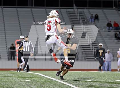 Thumbnail 1 in Malakoff vs. Pottsboro (UIL 3A Division 1 Region II Bi-District) photogallery.