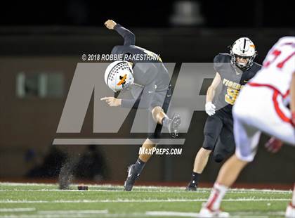 Thumbnail 2 in Malakoff vs. Pottsboro (UIL 3A Division 1 Region II Bi-District) photogallery.