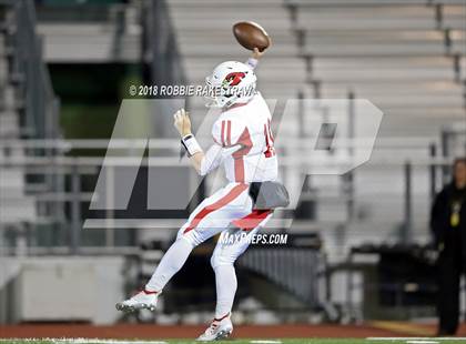 Thumbnail 2 in Malakoff vs. Pottsboro (UIL 3A Division 1 Region II Bi-District) photogallery.