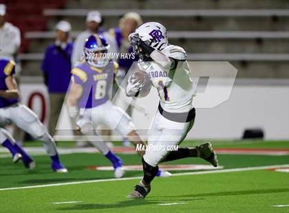 Thumbnail 1 in River Road vs. Brock (UIL 3A Area Playoff) photogallery.