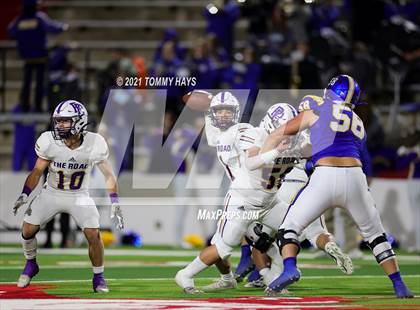 Thumbnail 3 in River Road vs. Brock (UIL 3A Area Playoff) photogallery.