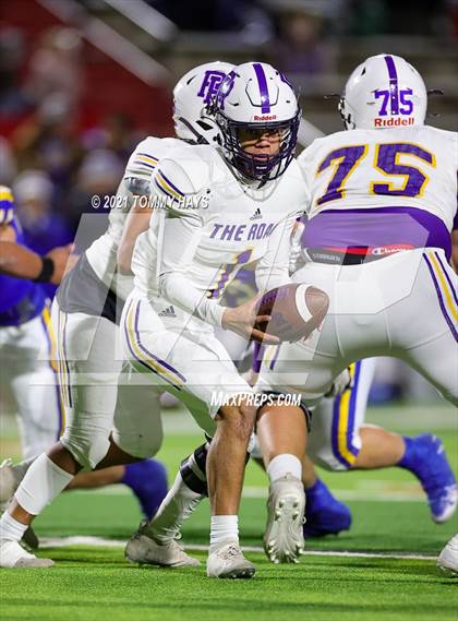 Thumbnail 3 in River Road vs. Brock (UIL 3A Area Playoff) photogallery.
