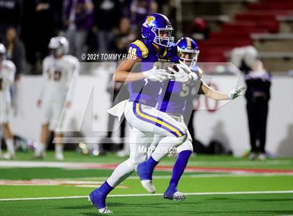 Thumbnail 3 in River Road vs. Brock (UIL 3A Area Playoff) photogallery.