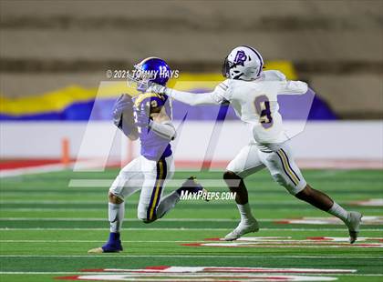 Thumbnail 2 in River Road vs. Brock (UIL 3A Area Playoff) photogallery.