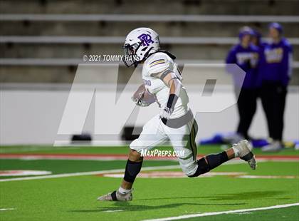 Thumbnail 3 in River Road vs. Brock (UIL 3A Area Playoff) photogallery.