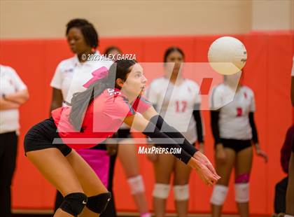 Thumbnail 2 in Alamo Heights @ Burbank photogallery.