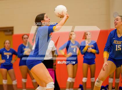 Thumbnail 2 in Alamo Heights @ Burbank photogallery.