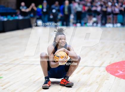 Thumbnail 2 in Wheeler vs Cherokee (GHSA 7A State Championship) photogallery.