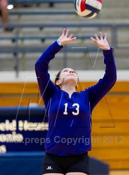 Thumbnail 1 in Stevens vs. Warren photogallery.