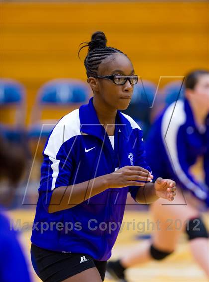 Thumbnail 2 in Stevens vs. Warren photogallery.
