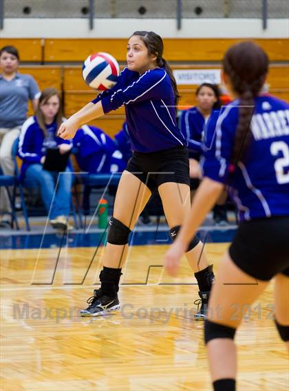Thumbnail 1 in Stevens vs. Warren photogallery.