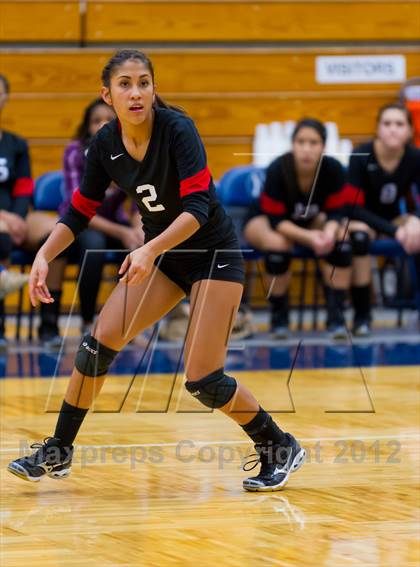 Thumbnail 1 in Stevens vs. Warren photogallery.