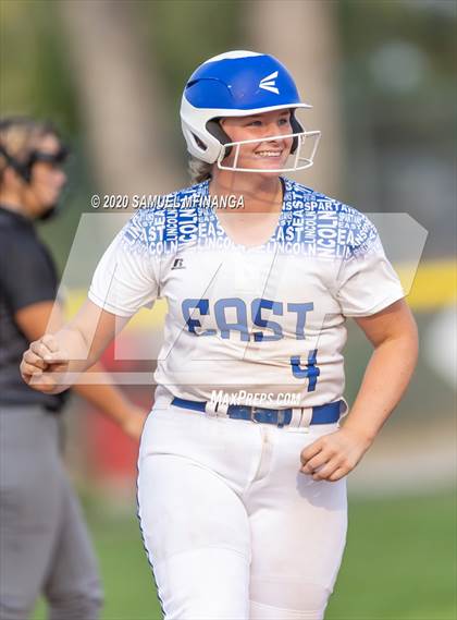 Thumbnail 2 in Fremont vs. Lincoln East photogallery.