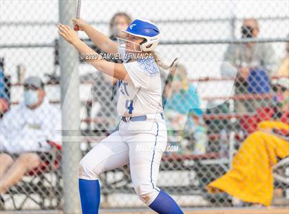 Thumbnail 2 in Fremont vs. Lincoln East photogallery.