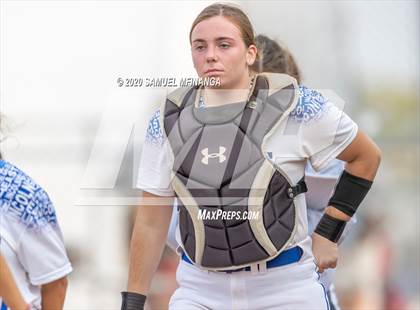 Thumbnail 1 in Fremont vs. Lincoln East photogallery.