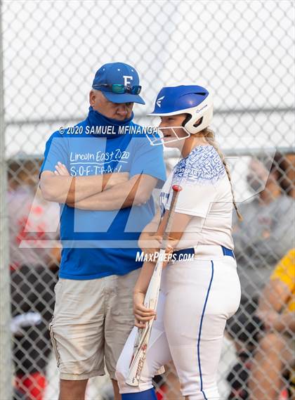 Thumbnail 1 in Fremont vs. Lincoln East photogallery.